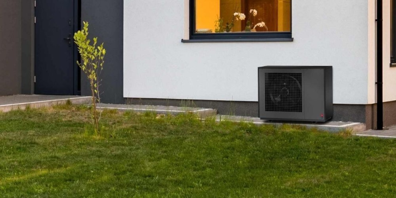 Schutz für die Wärmepumpe bei Elektro Raab GmbH & Co. KG in Oberviechtach
