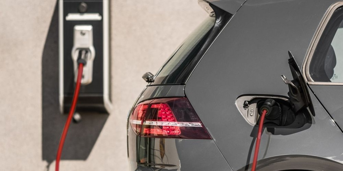 Schutz für E-Mobility bei Elektro Raab GmbH & Co. KG in Oberviechtach