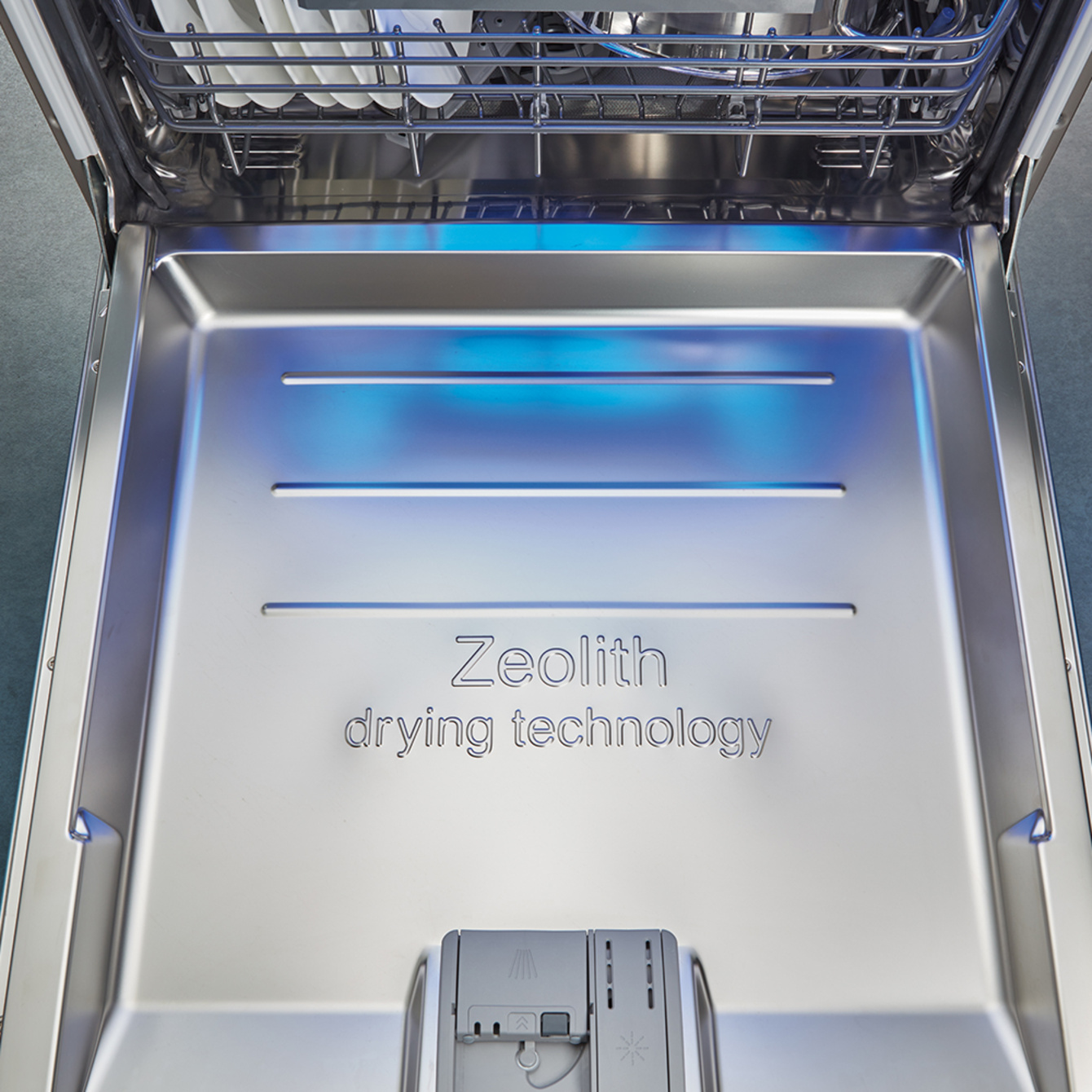 Zeolith Trocknen – Für glänzende Spülergebnisse bei Elektro Raab GmbH & Co. KG in Oberviechtach
